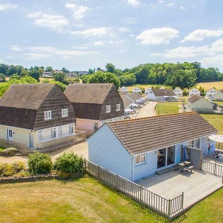 Seaview Holidays - Salterns Village Exterior foto